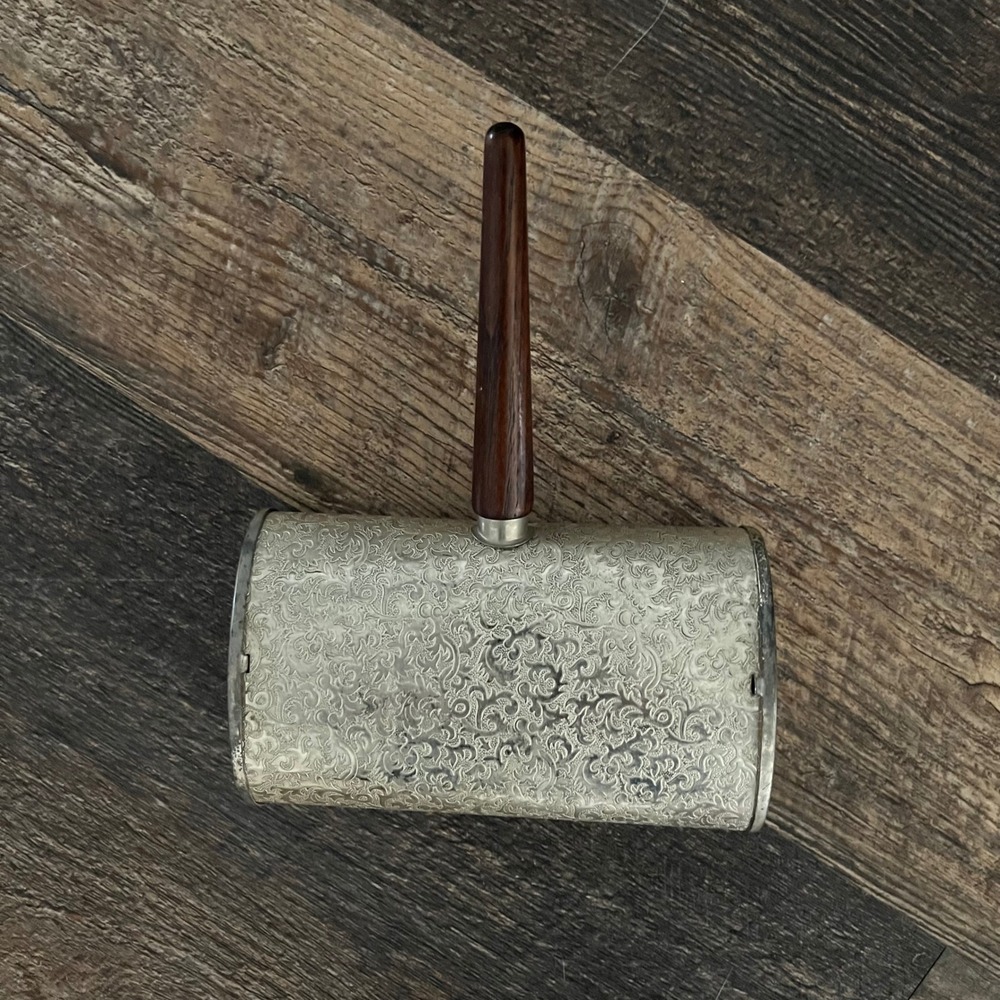 Vintage Silver Tone Embossed Floral Silent Butler Table Crumber‎ Wood Handle